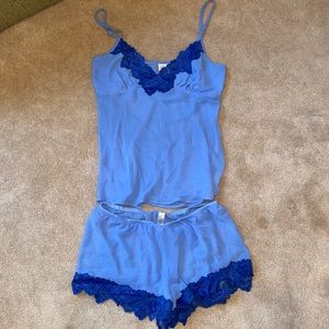Blue sleep set size medium